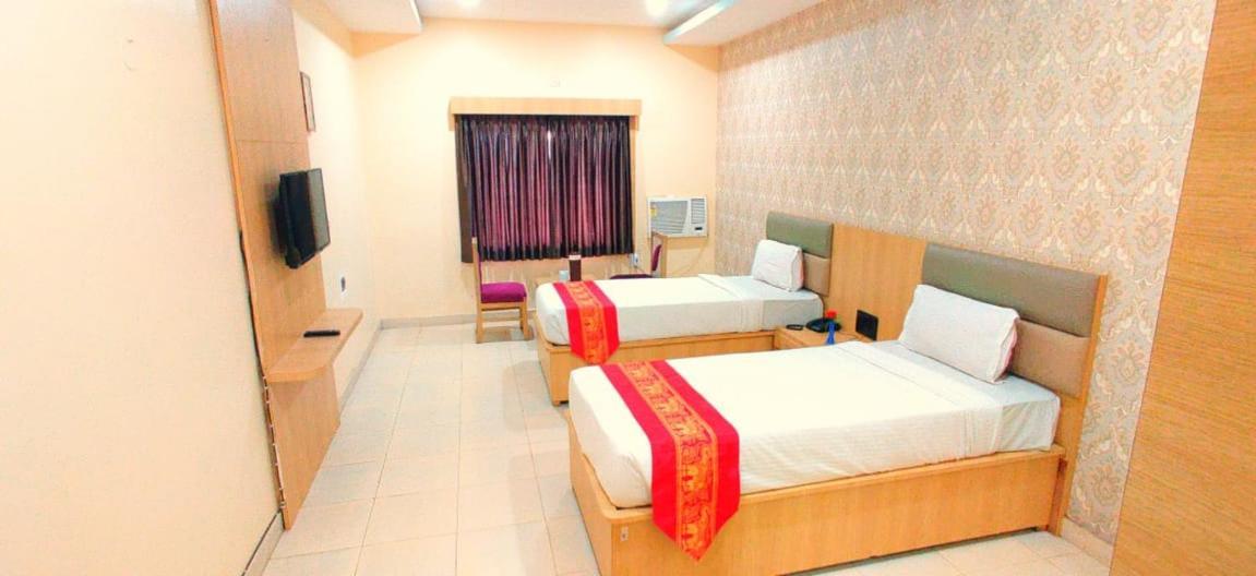 Hotel Richi Regency بوهفانيشفار المظهر الخارجي الصورة