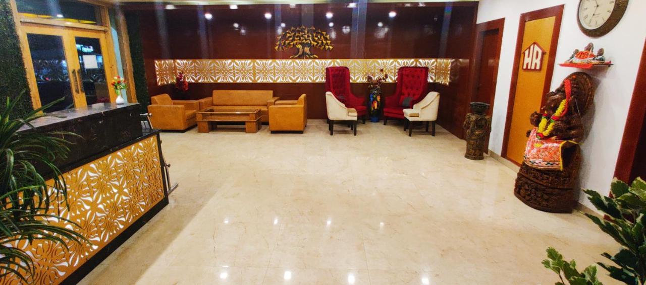 Hotel Richi Regency بوهفانيشفار المظهر الخارجي الصورة